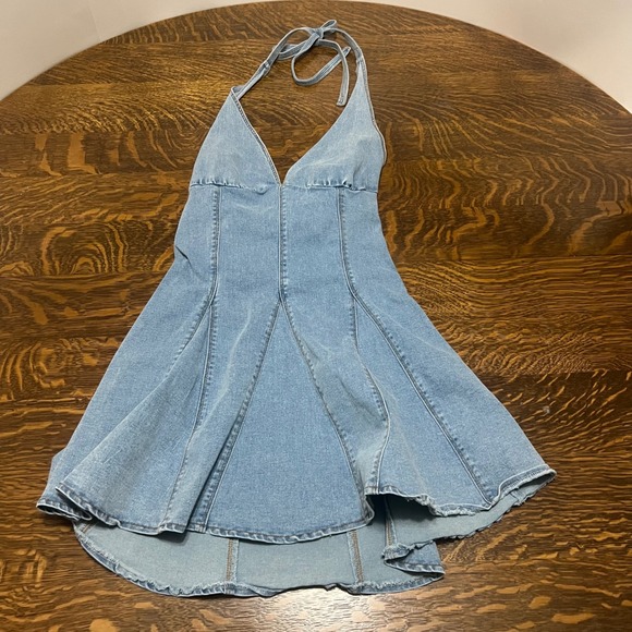 Day + Moon Dresses & Skirts - Day + Moon Denim Halter Dress Womens Medium Light Wash Blue Fit & Flare DM1184